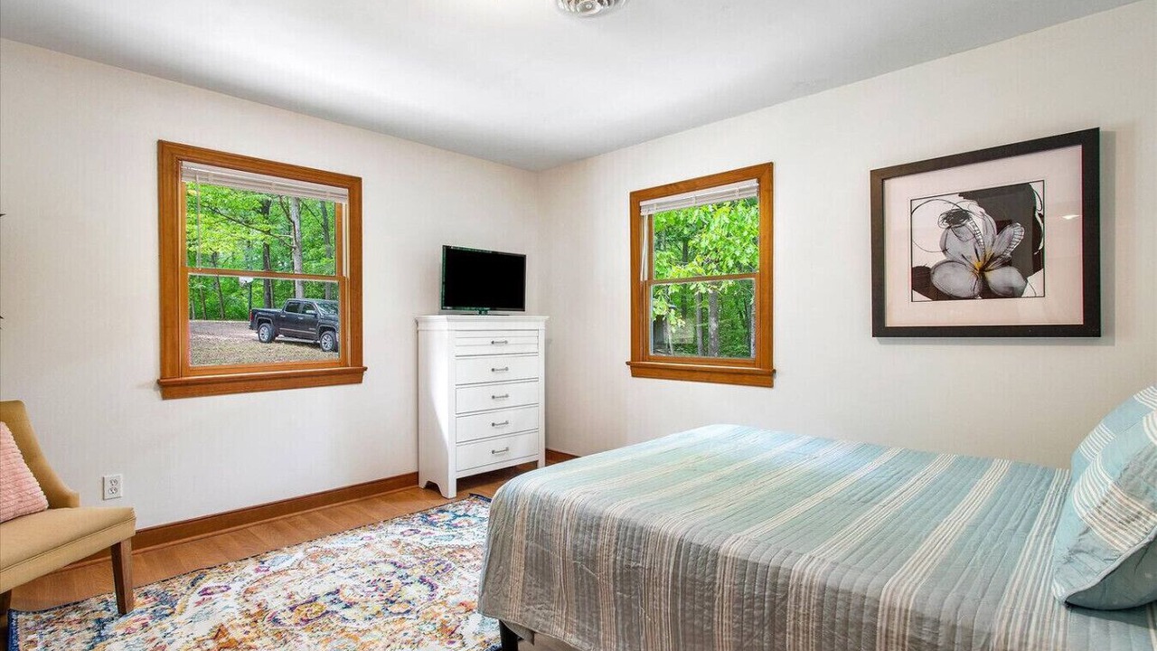 Photo of Bedroom in North Chesterfield