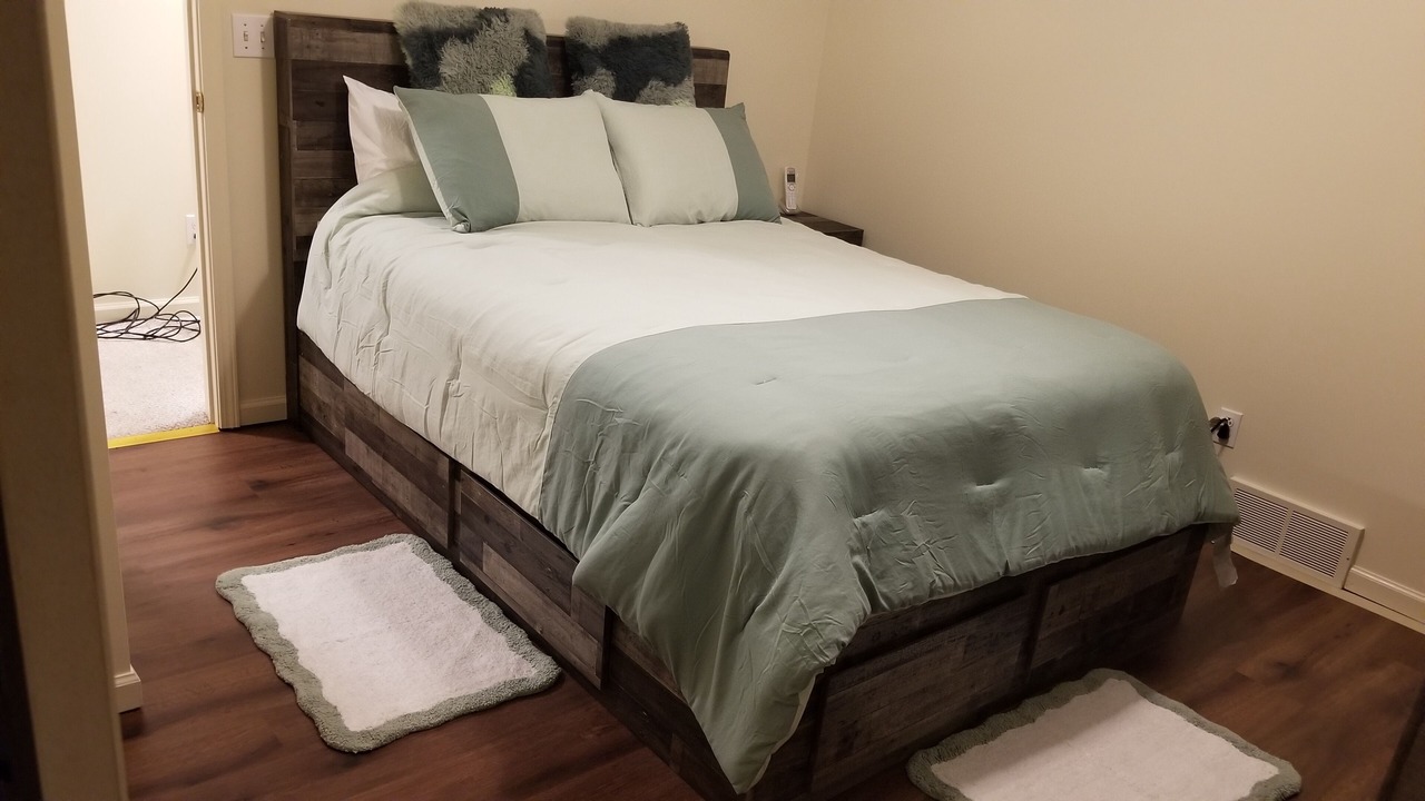 Photo of Bedroom in Elma