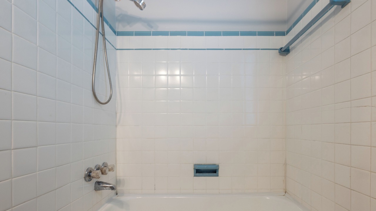 Photo of Bathroom in Cottage Line