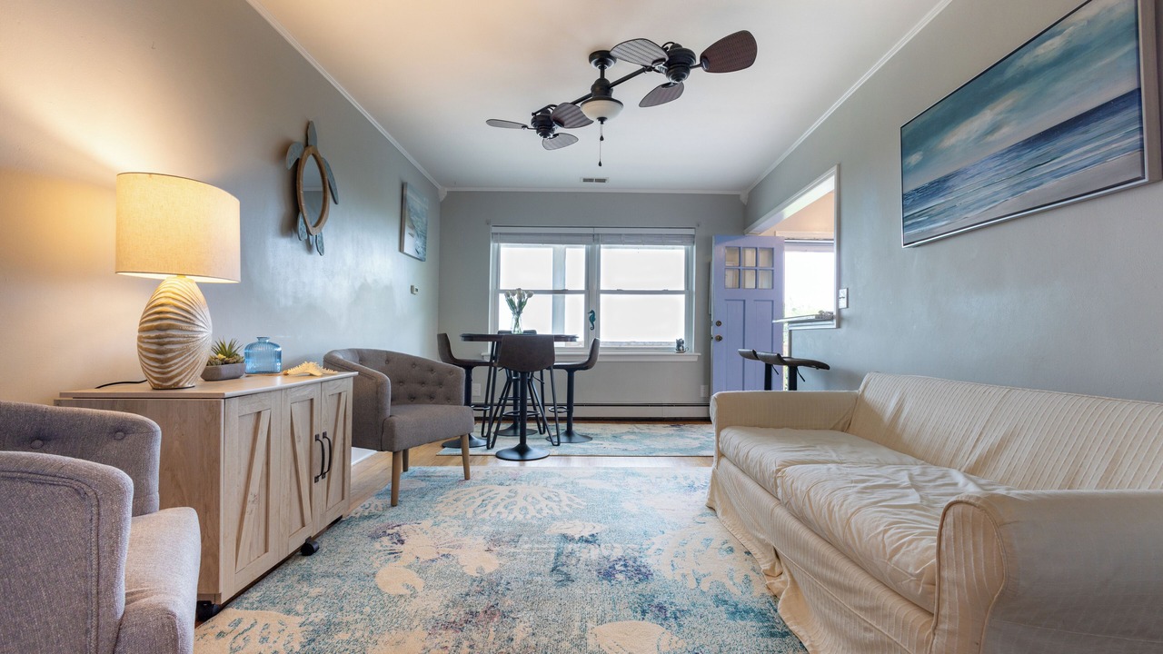 Photo of Livingroom in Cottage Line
