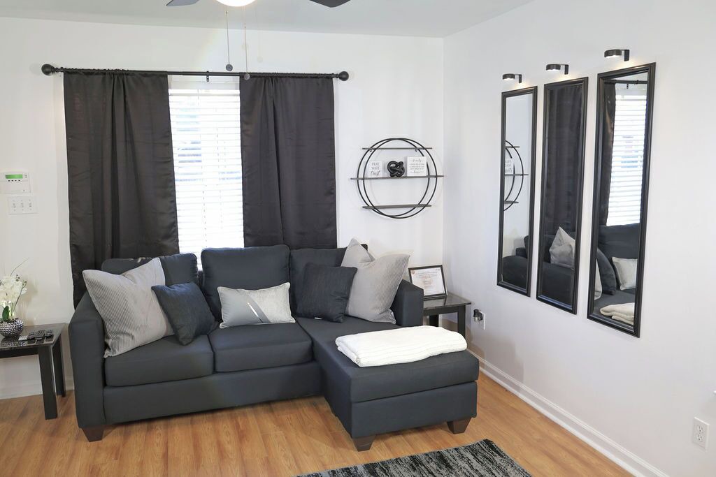 Photo of Livingroom in Tallahassee