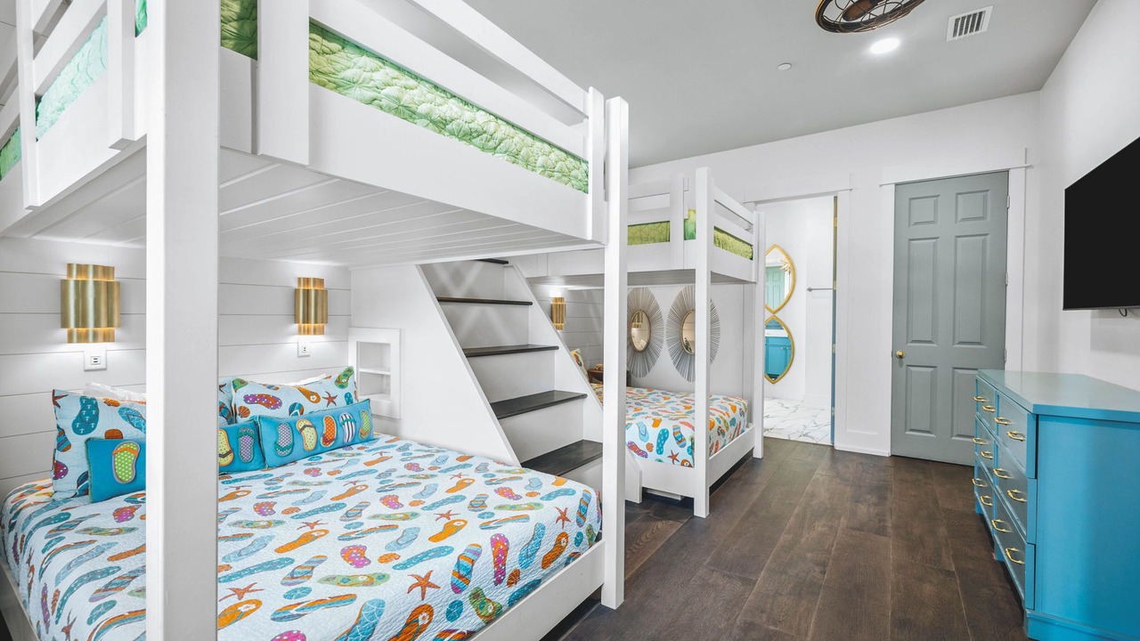 Photo of Bedroom in Riviera Beach