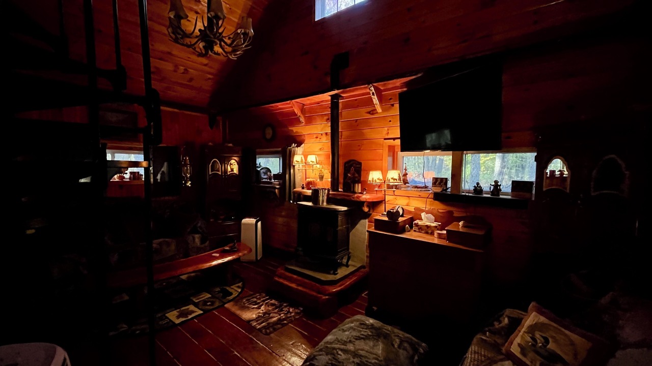 Photo of Livingroom in Cooperstown