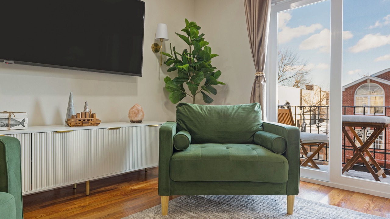 Photo of Livingroom in The Heights