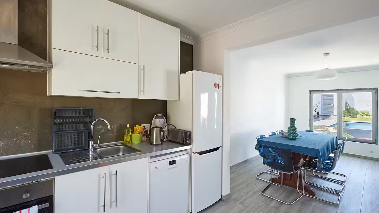 Photo of Kitchen in Sao Pedro da Cadeira