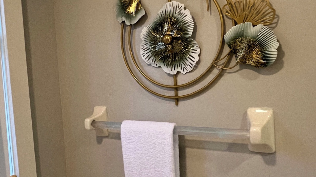 Photo of Bathroom in Pine Ridge