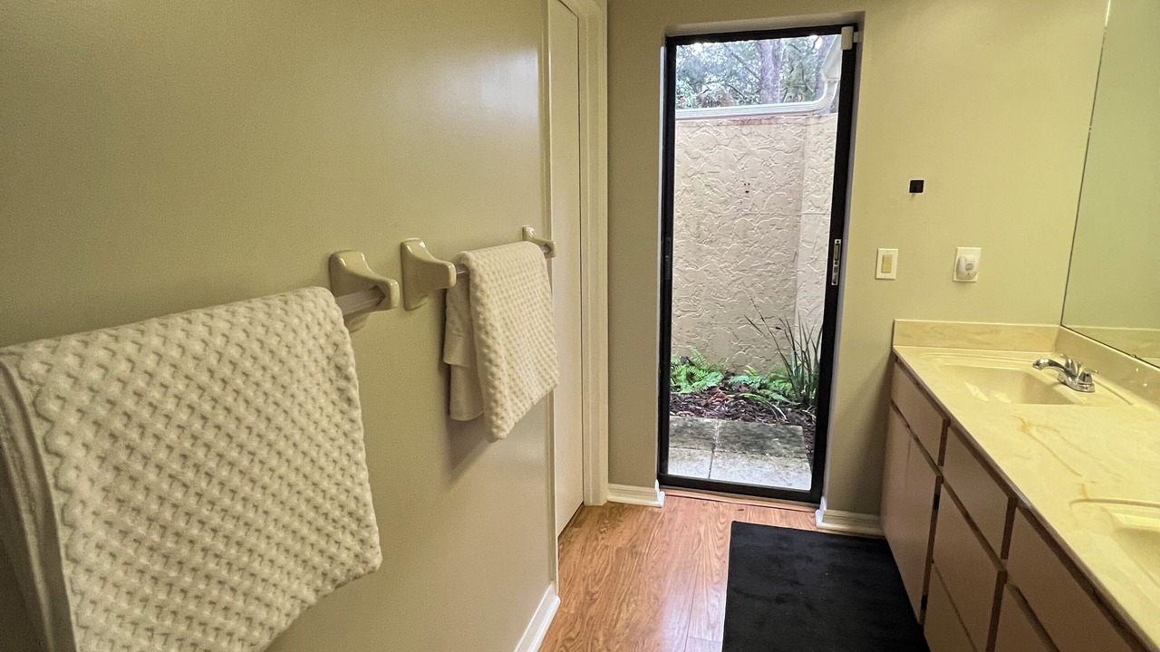 Photo of Bathroom in Pine Ridge