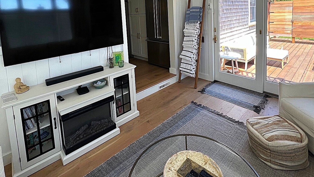Photo of Livingroom in Eastham
