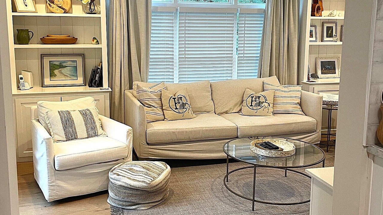Photo of Livingroom in Eastham