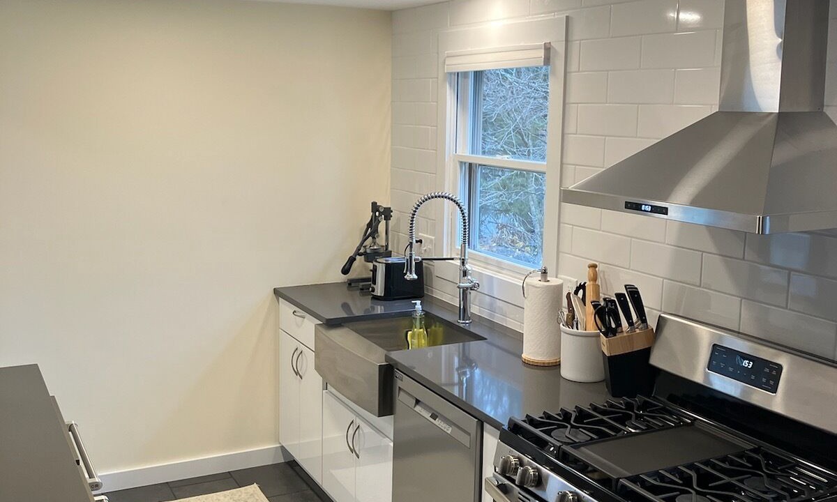 Photo of Kitchen in Lee