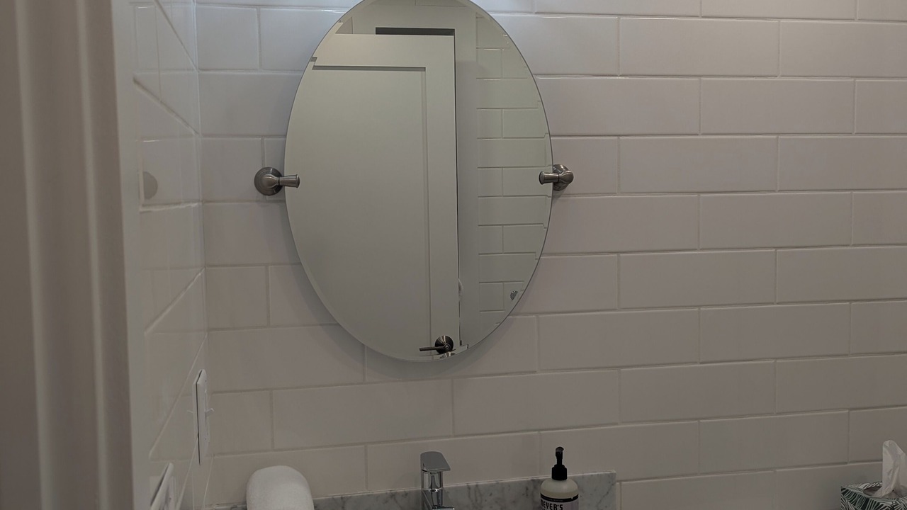Photo of Bathroom in Lee