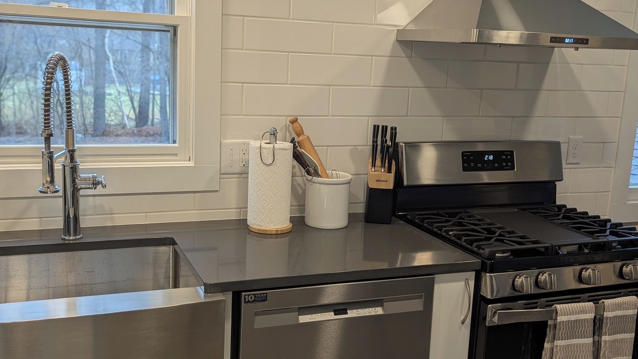 Photo of Kitchen in Lee