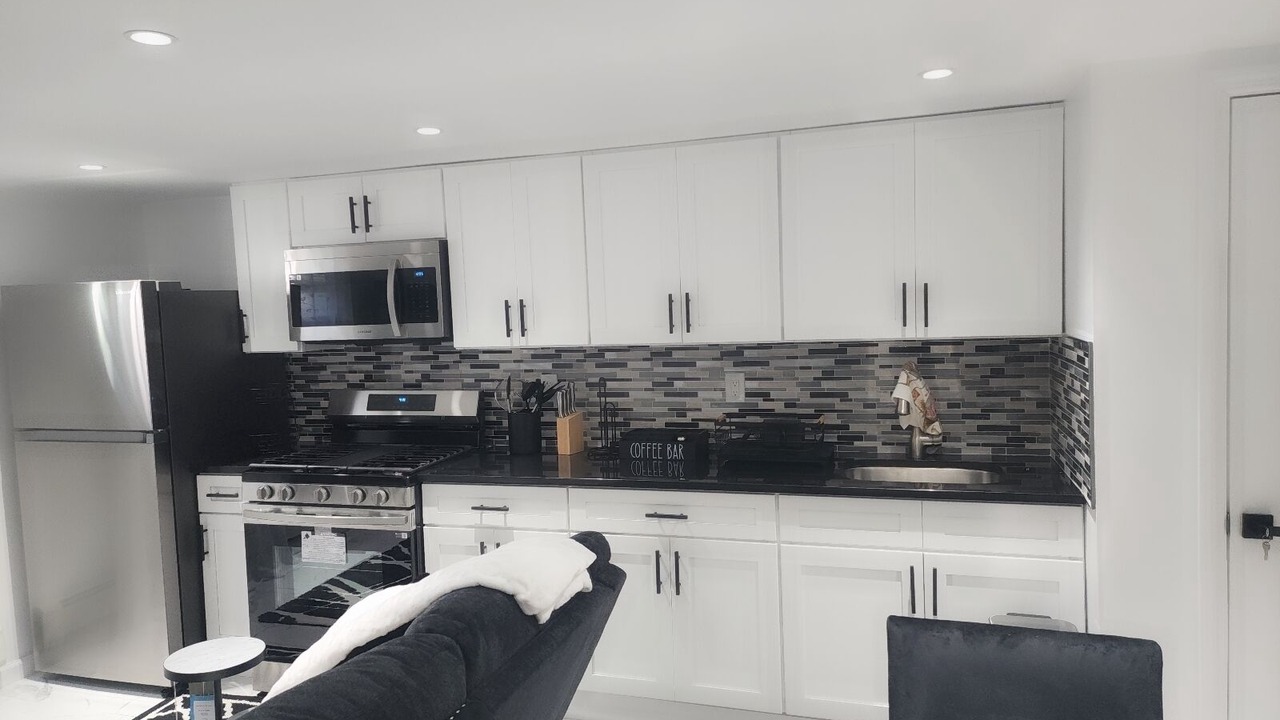 Photo of Kitchen in Baldwin Harbor