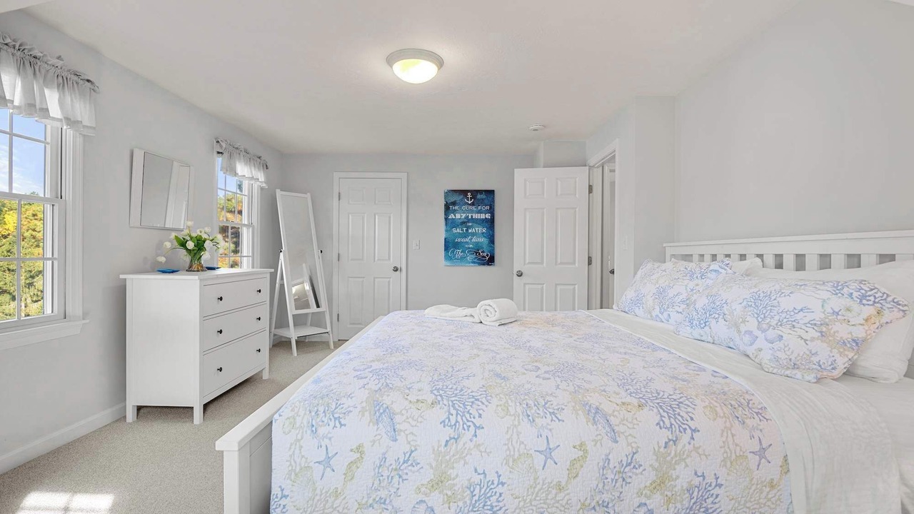 Photo of Bedroom in South Chatham