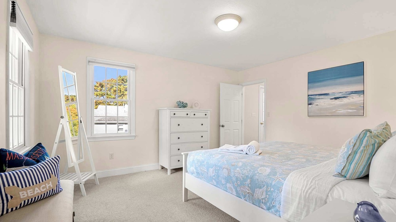 Photo of Bedroom in South Chatham