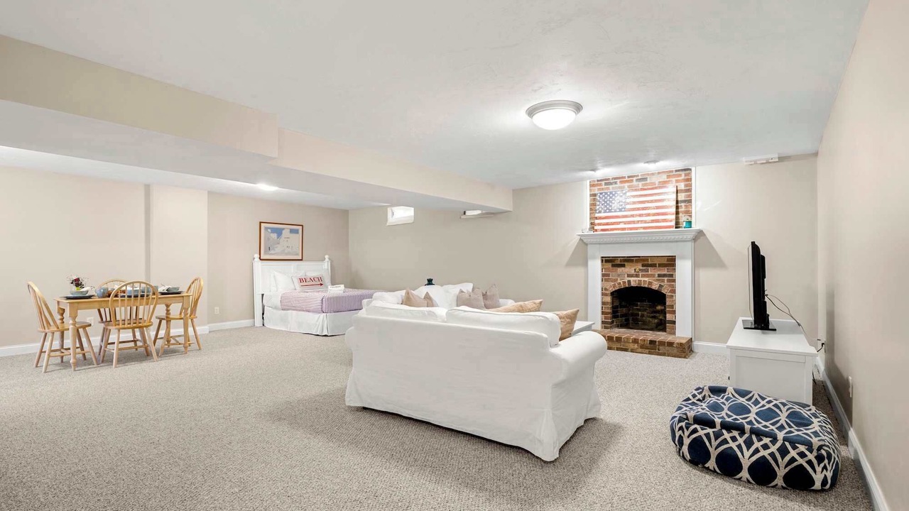 Photo of Livingroom in South Chatham