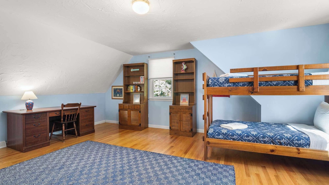 Photo of Bedroom in South Chatham