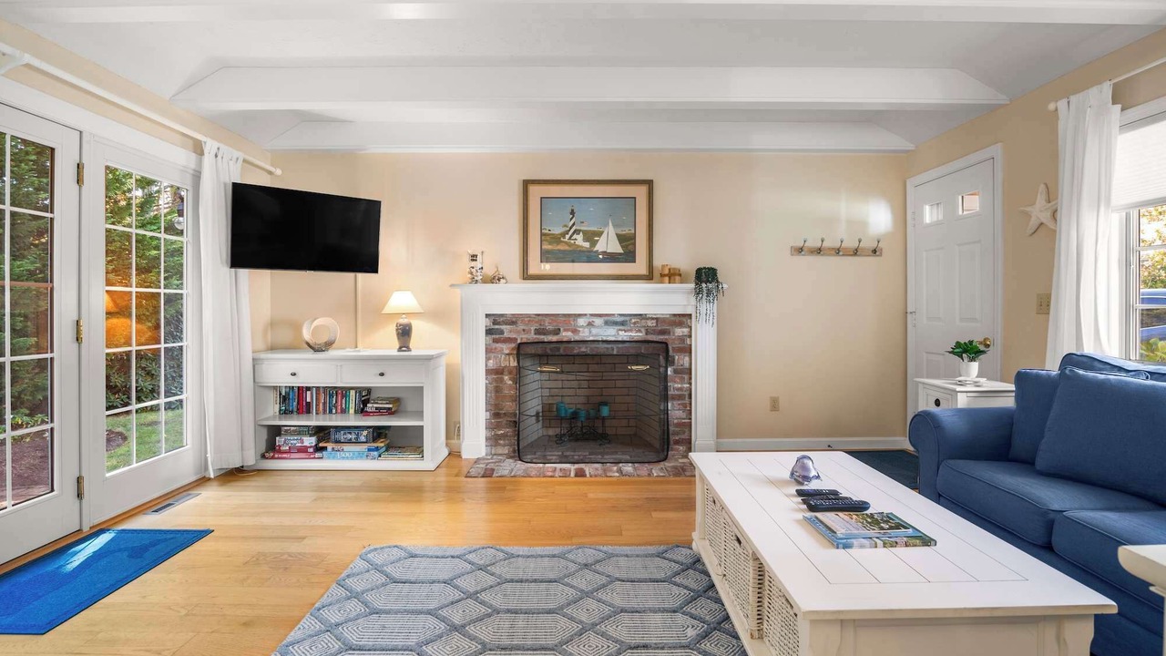 Photo of Livingroom in South Chatham