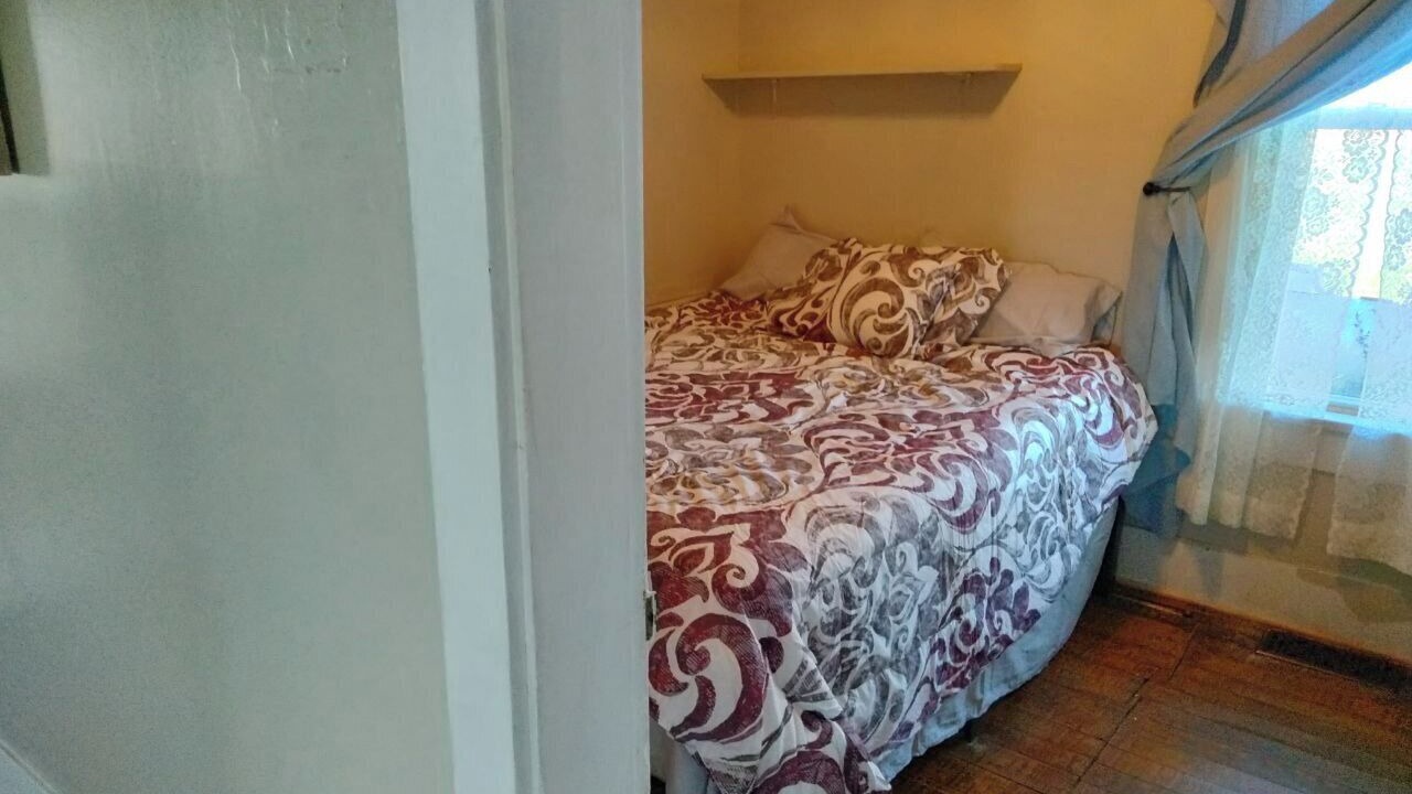 Photo of Bedroom in Liberty Center