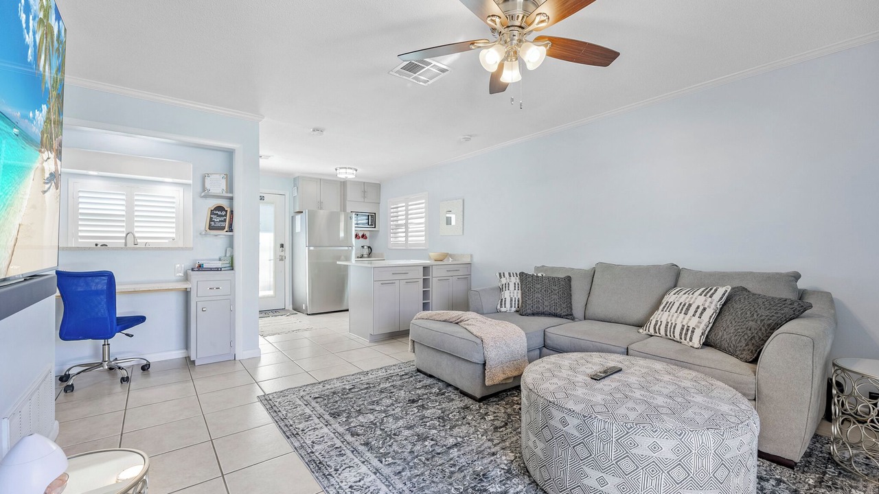 Photo of Livingroom in Cocoa Isles