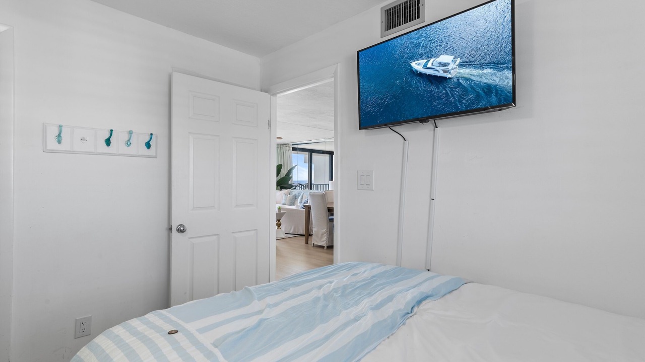 Photo of Bedroom in Beach District