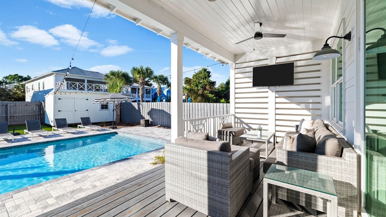 Photo of Patio Balcony in Village of Sugar Beach