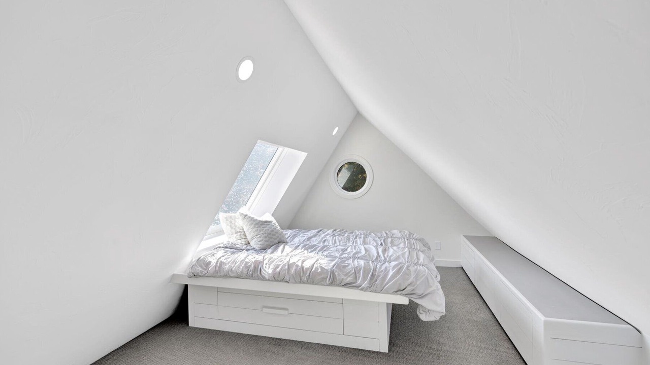 Photo of Bedroom in West Barnstable