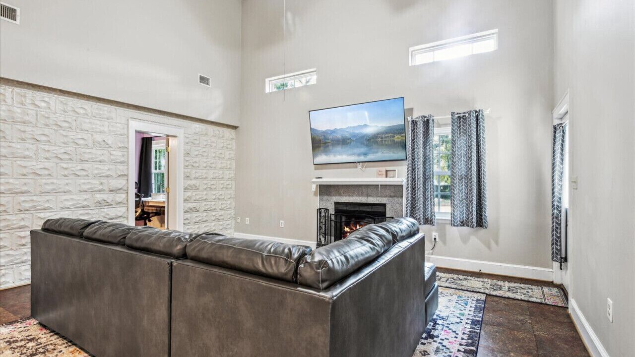 Photo of Bedroom in Bayview
