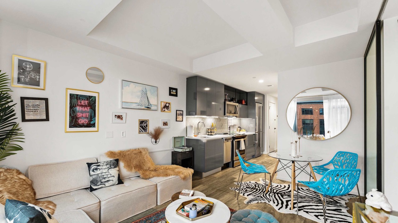 Photo of Livingroom in Shawmut