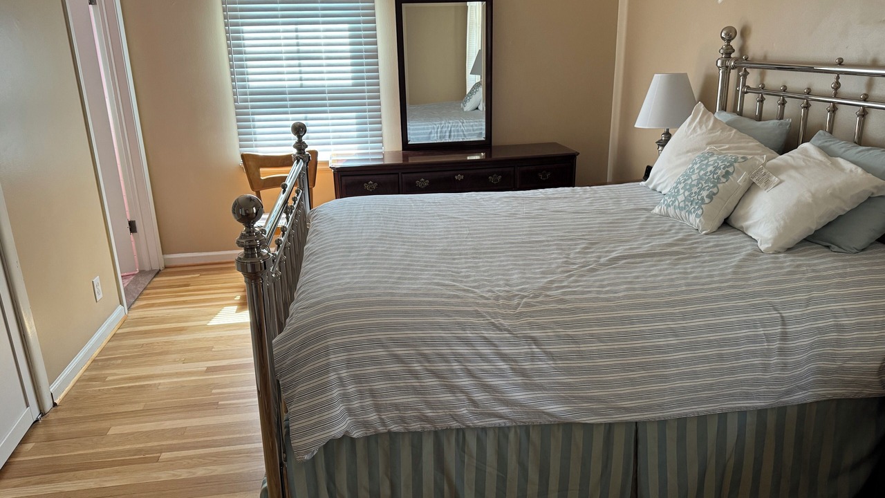 Photo of Bedroom in Grosse Pointe