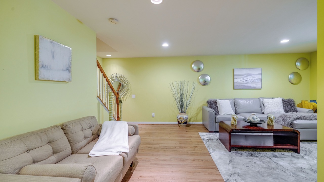 Photo of Livingroom in Lorton