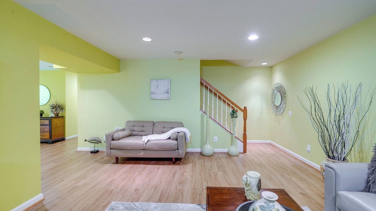 Photo of Livingroom in Lorton