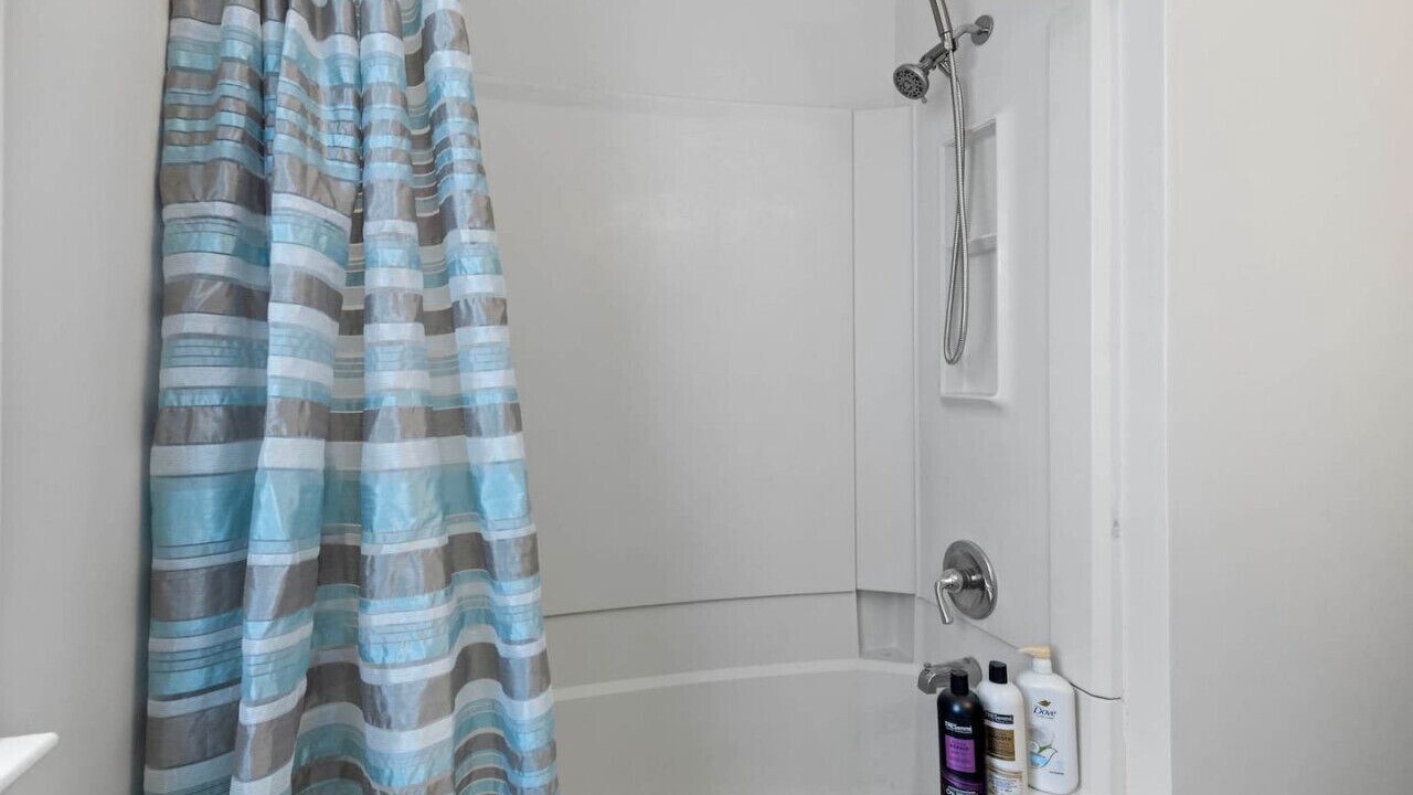 Photo of Bathroom in Palmyra