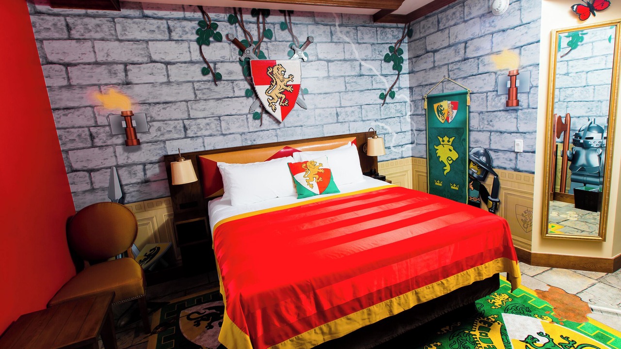 Photo of Bedroom in Cypress Gardens