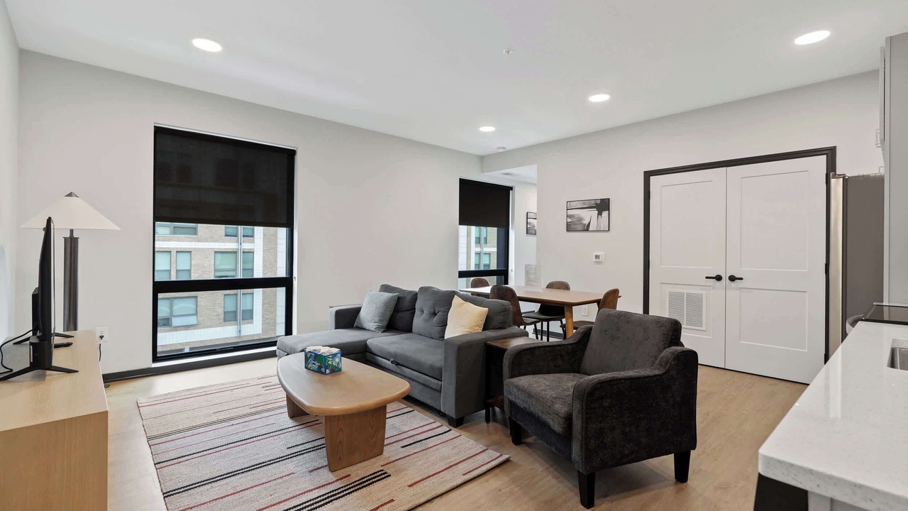 Photo of Livingroom in Lockerbie Square