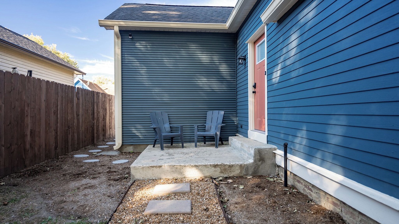 Photo of Patio Balcony in Fountain Square