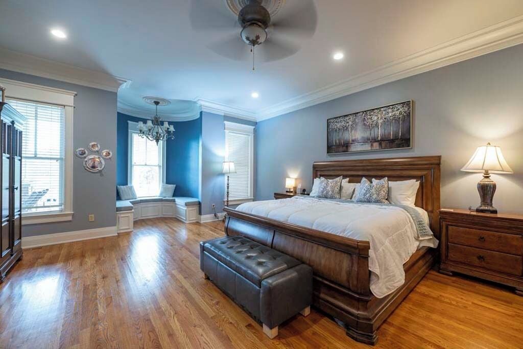 Photo of Bedroom in Speed