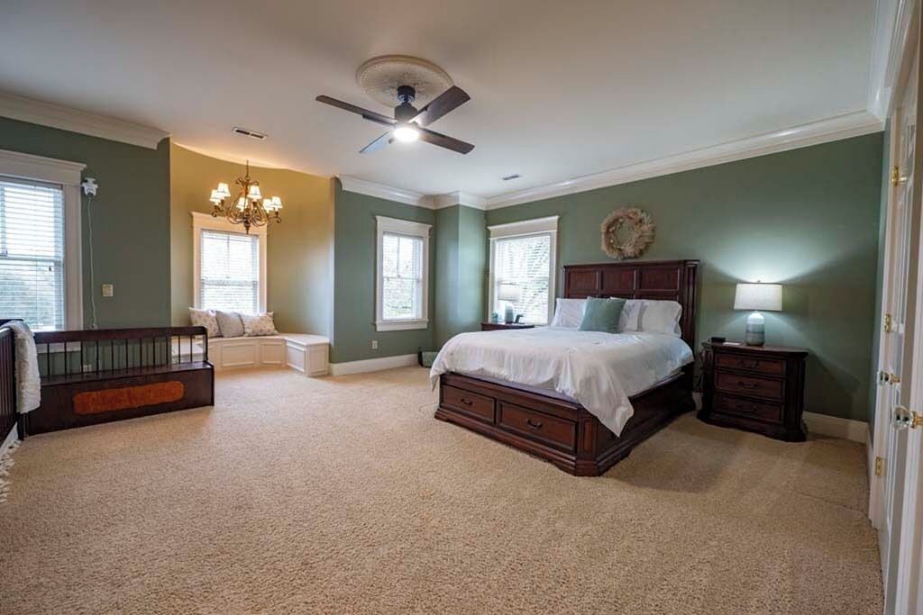 Photo of Bedroom in Speed