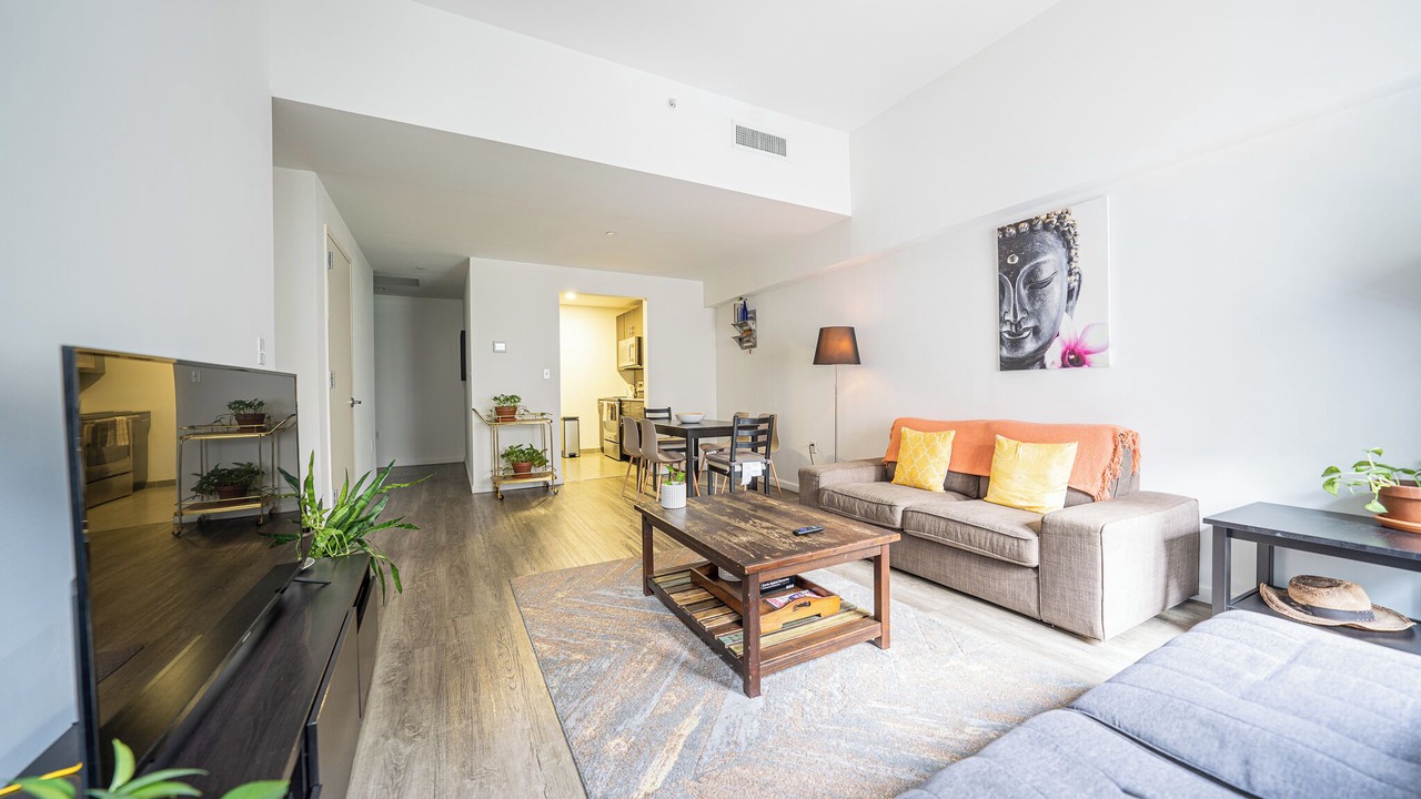 Photo of Livingroom in Midtown West