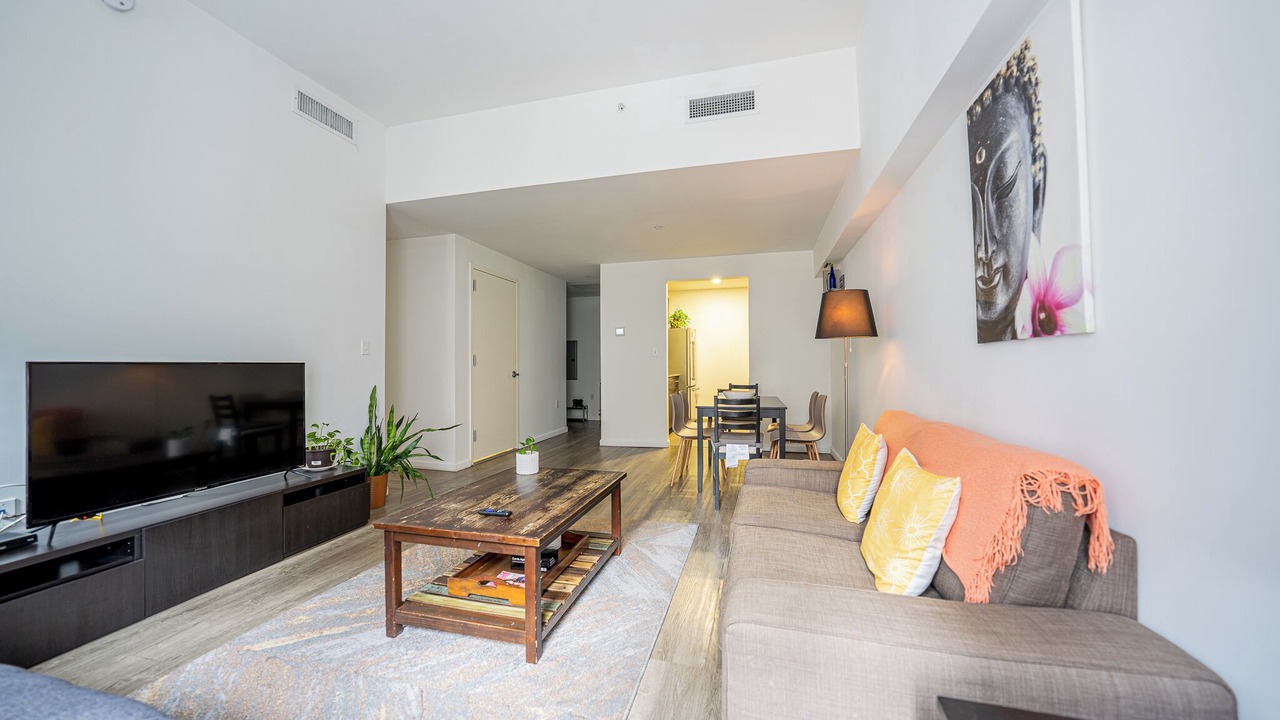 Photo of Livingroom in Midtown West