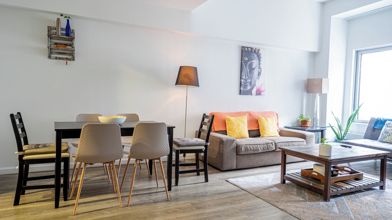 Photo of Livingroom in Midtown West