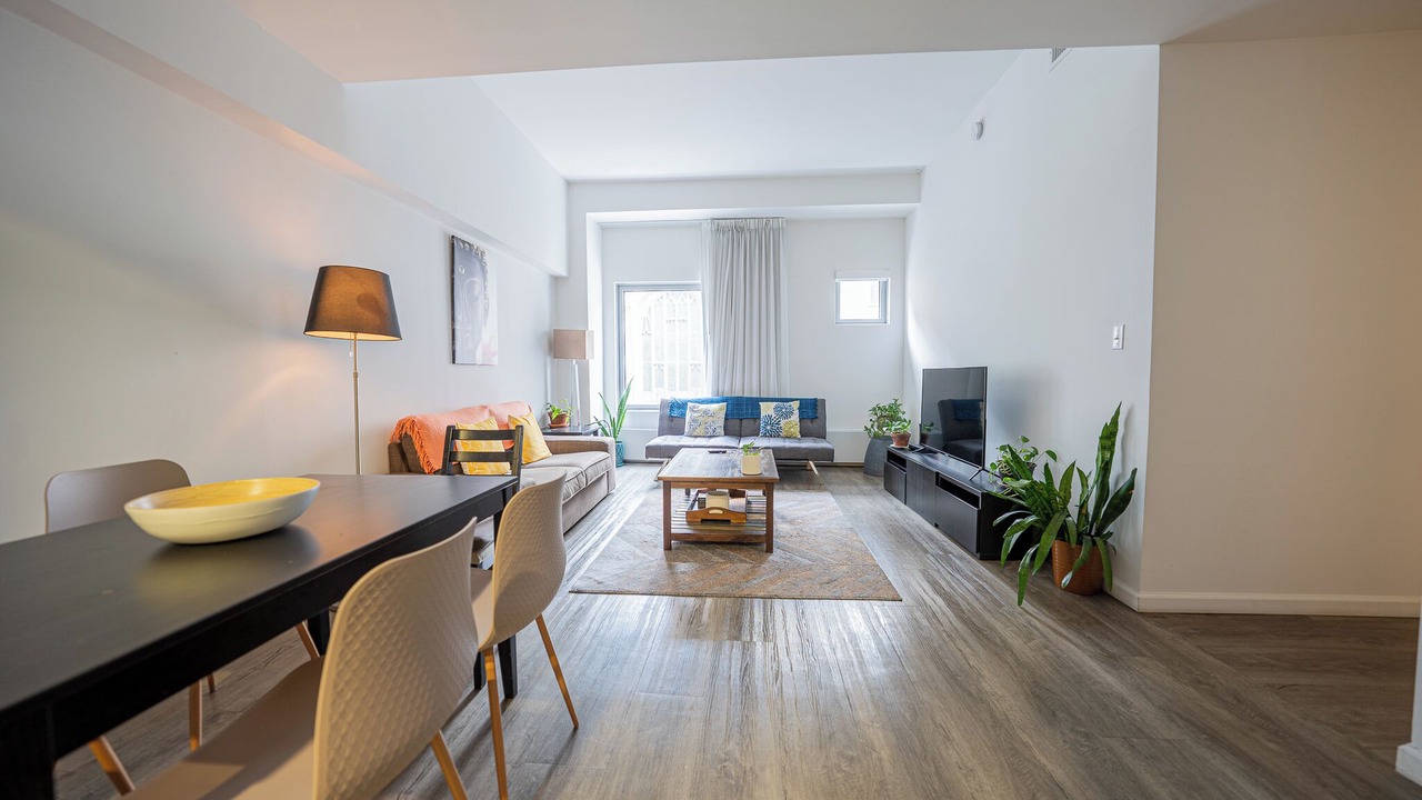 Photo of Livingroom in Midtown West