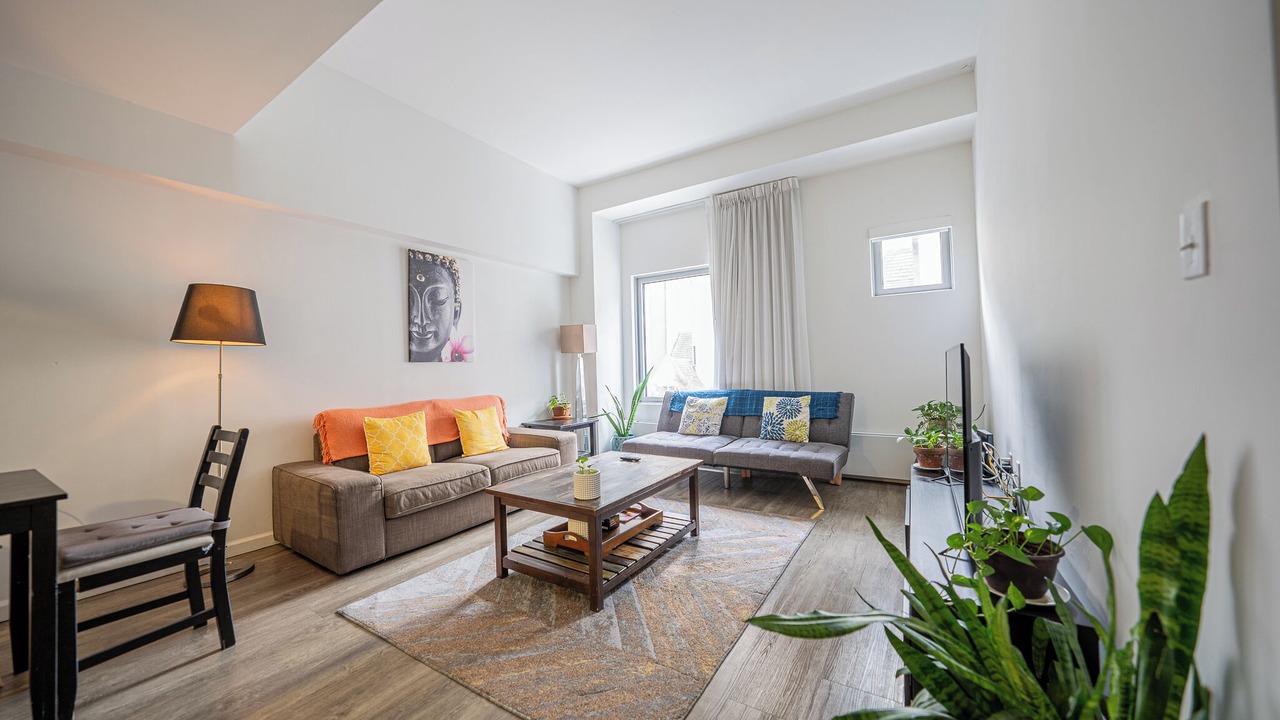 Photo of Livingroom in Midtown West