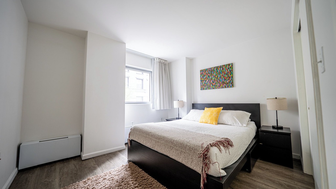 Photo of Bedroom in Midtown West