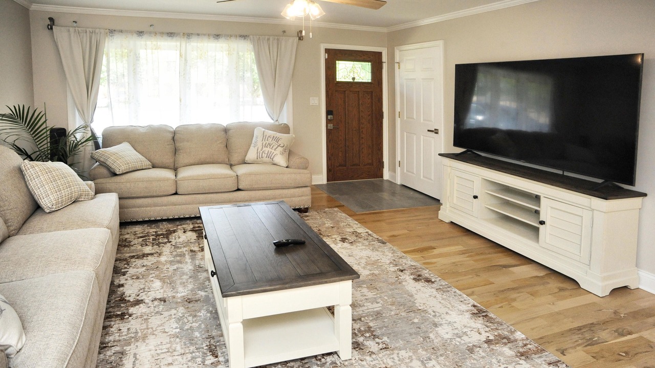 Photo of Livingroom in Portage