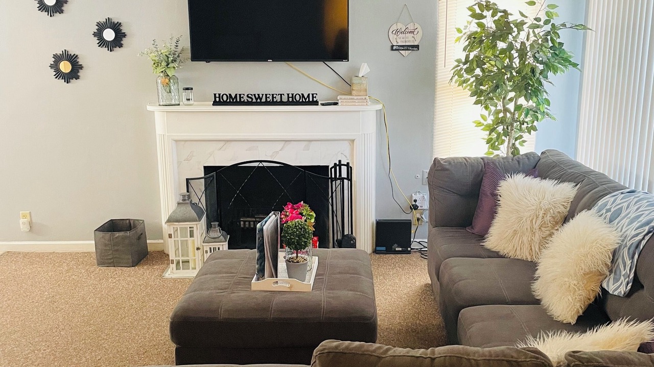 Photo of Livingroom in Gary