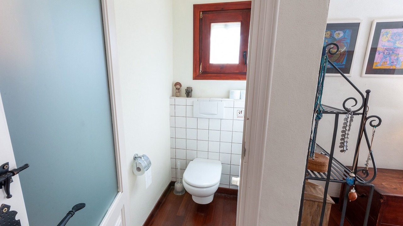 Photo of Bathroom in Trencall