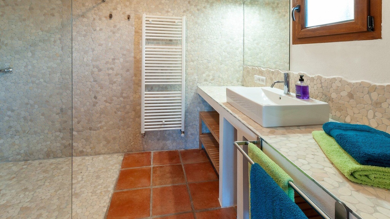 Photo of Bathroom in Trencall