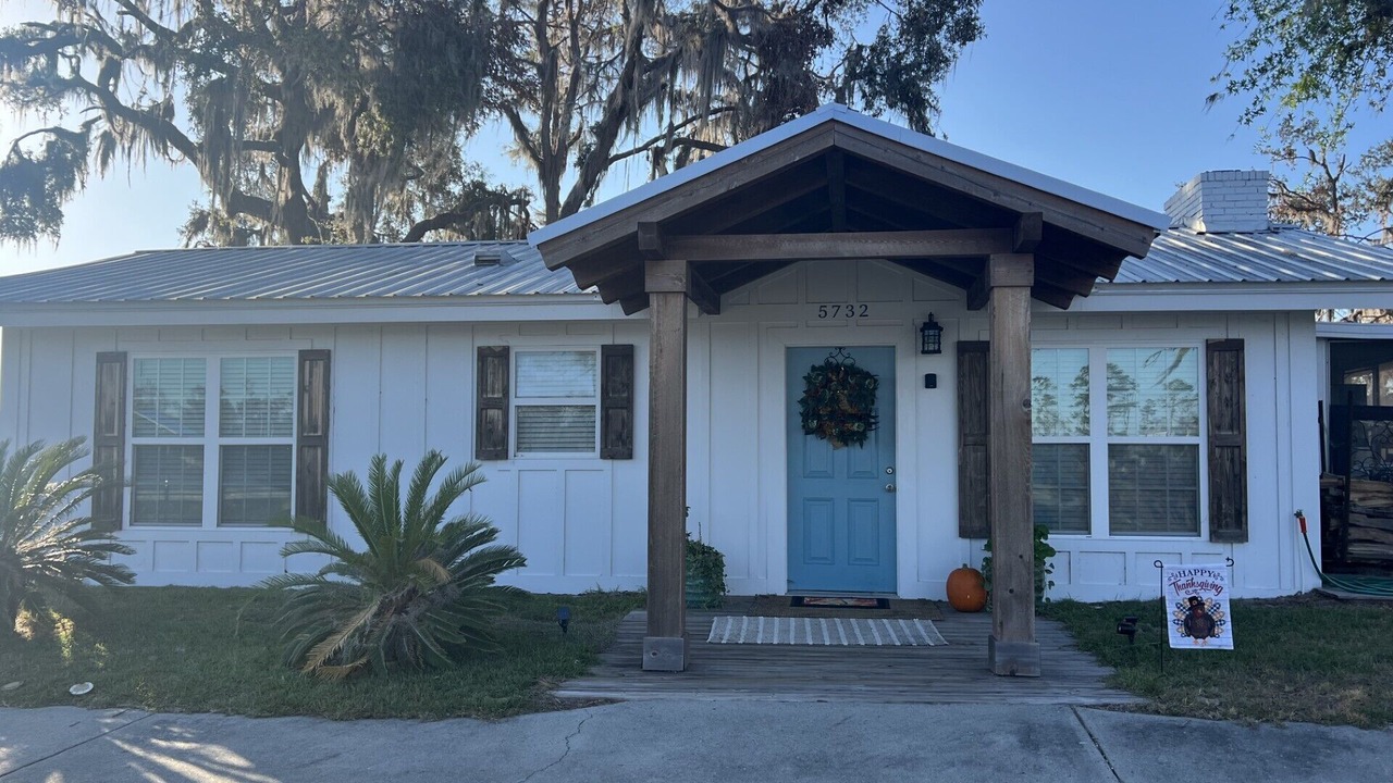 Photo of Outdoor in Lake Park