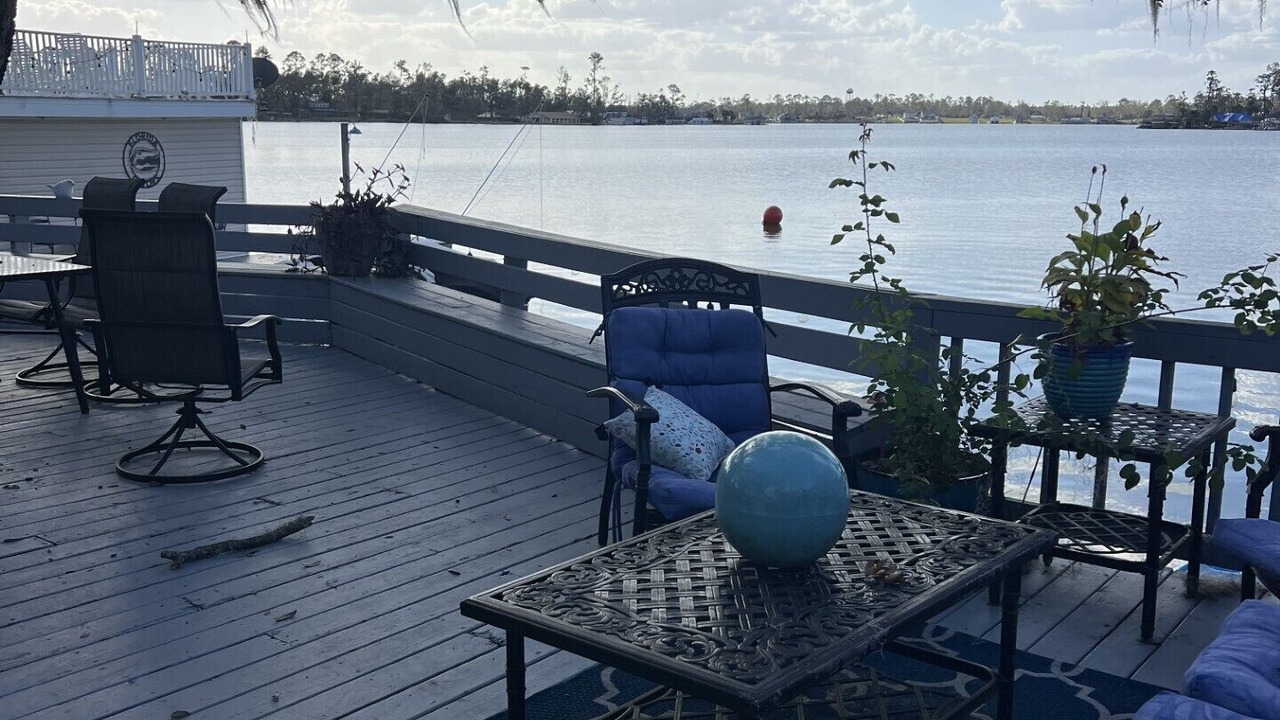 Photo of Patio Balcony in Lake Park